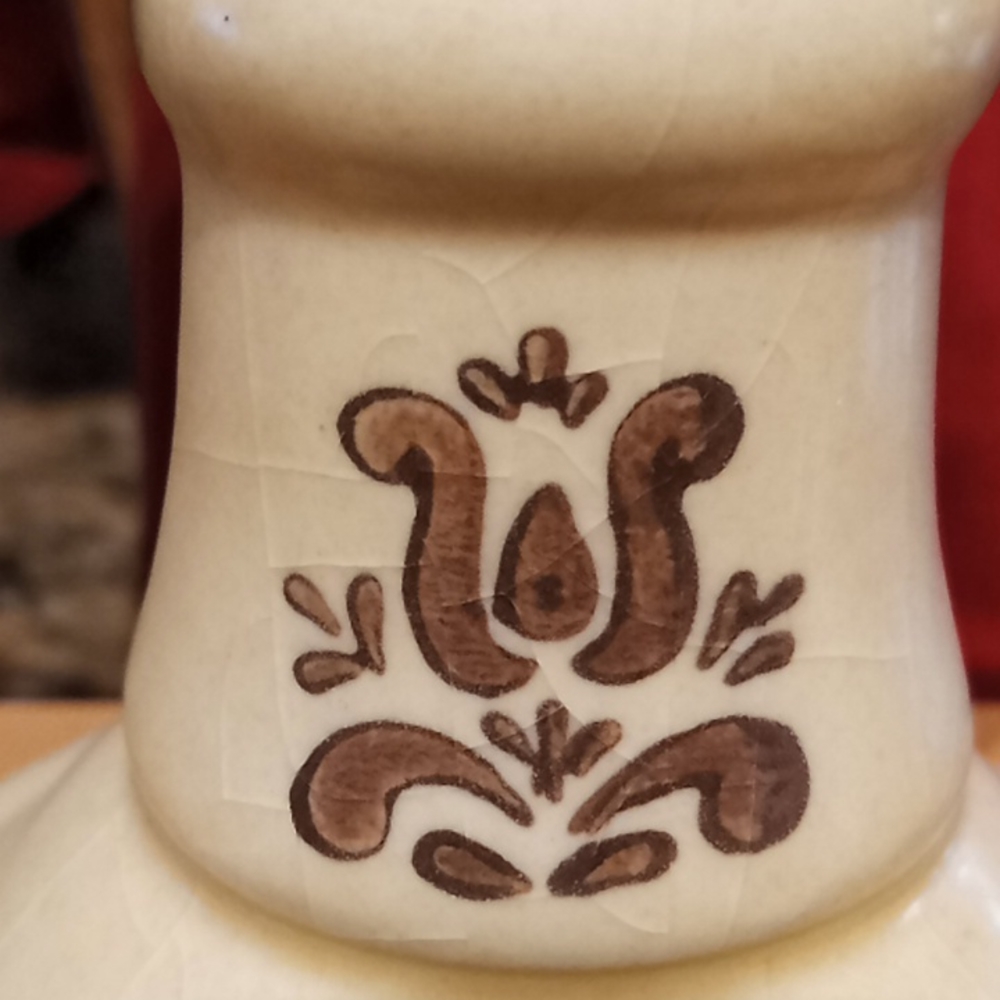 RARE-Pfalzgraff Village Pattern Set of 2 Series #1 Short Candlestick Holders. - Picture 16 of 16